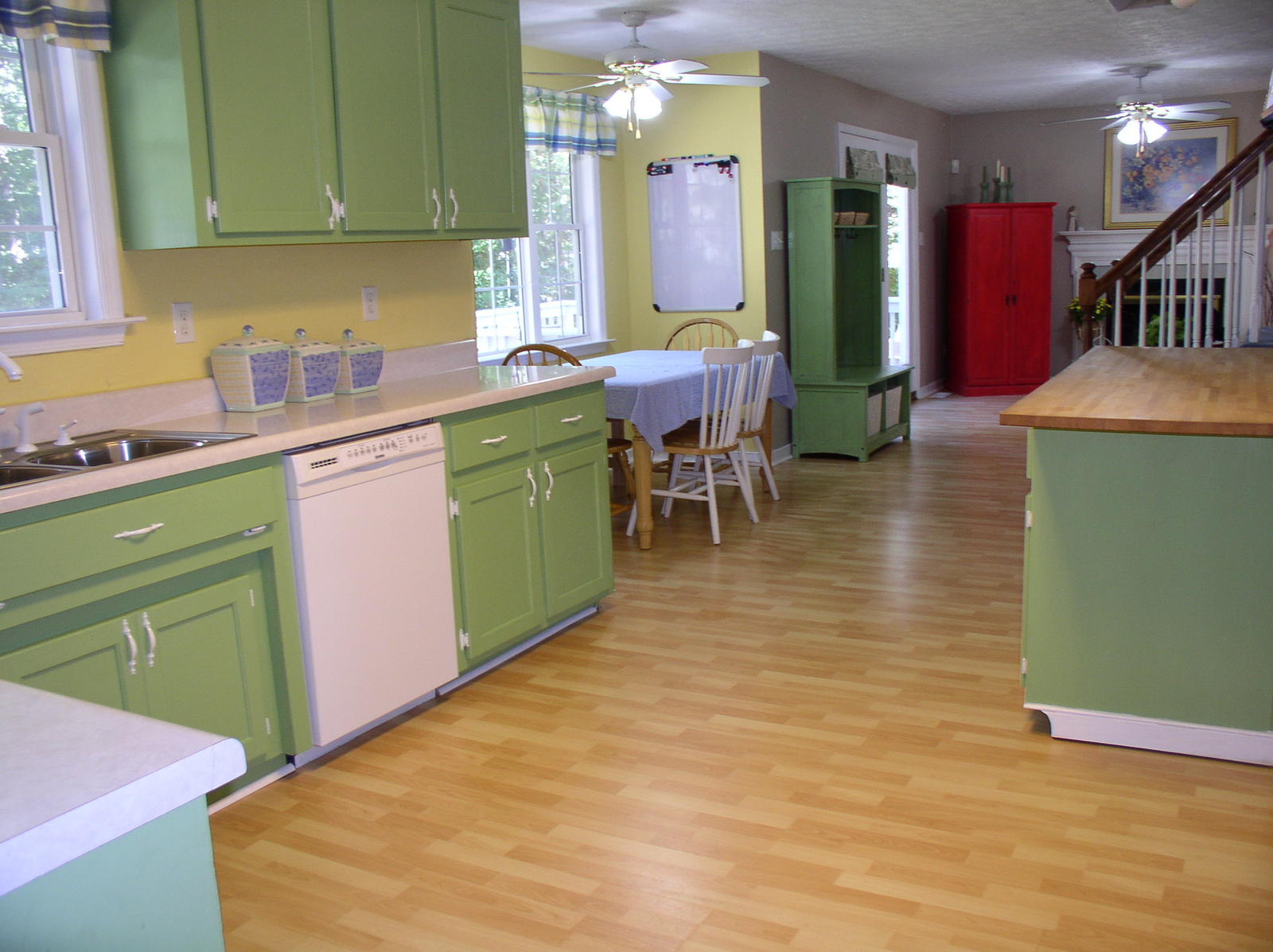 Kitchen Cabinet Color Ideas